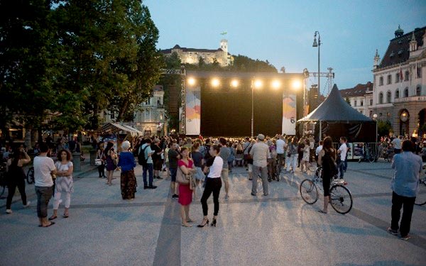 Concert at the Congress Square